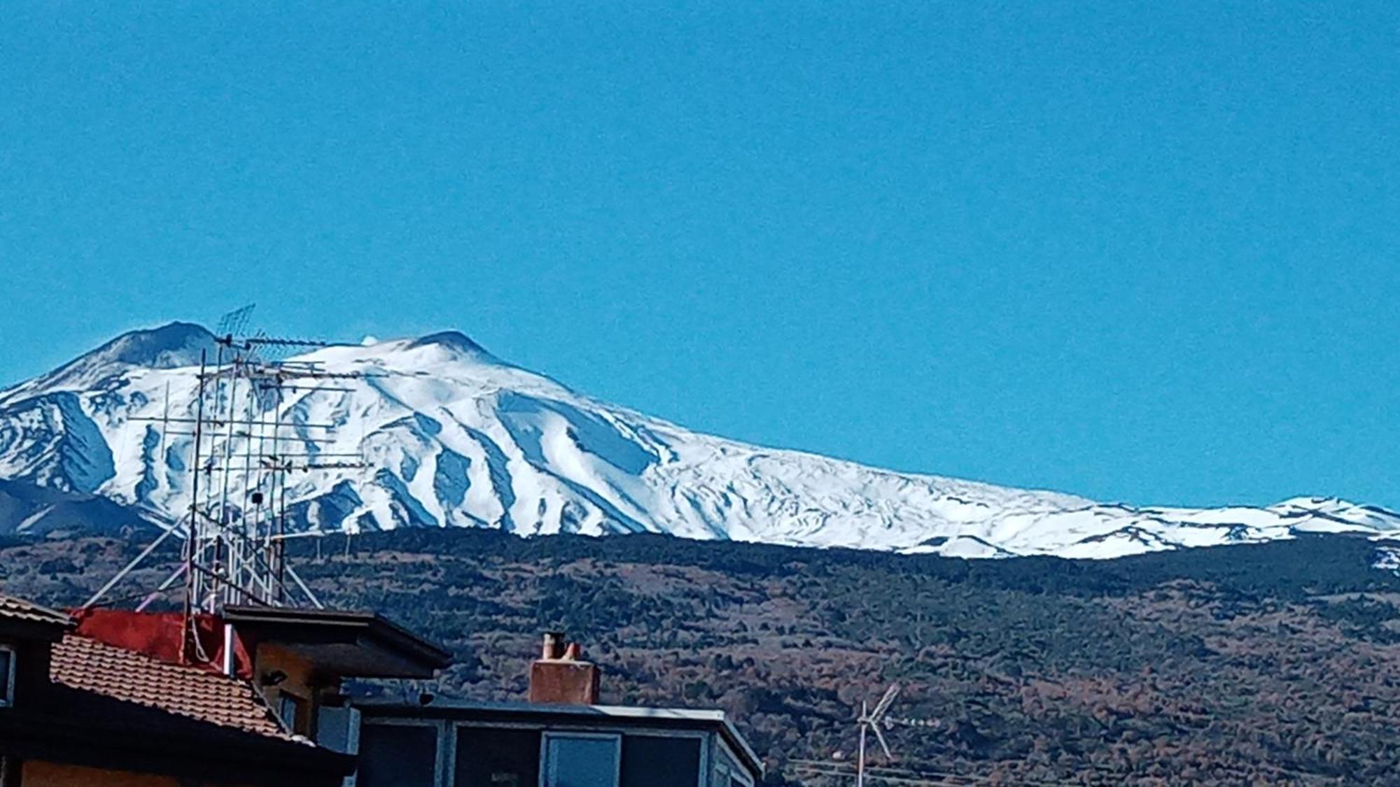 Villa La Finestra Sull'Etna Linguaglossa Exterior foto